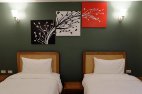 Гостиница Cozy@9Hotel&Kitchen  Бангкок